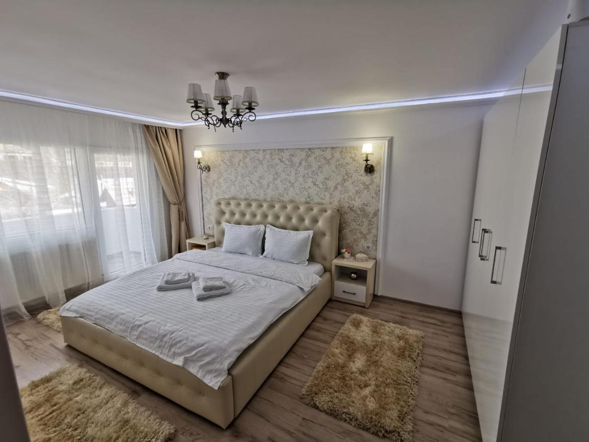 Apartament Gold Luxury Apartamento Tîrgu Ocna Exterior foto