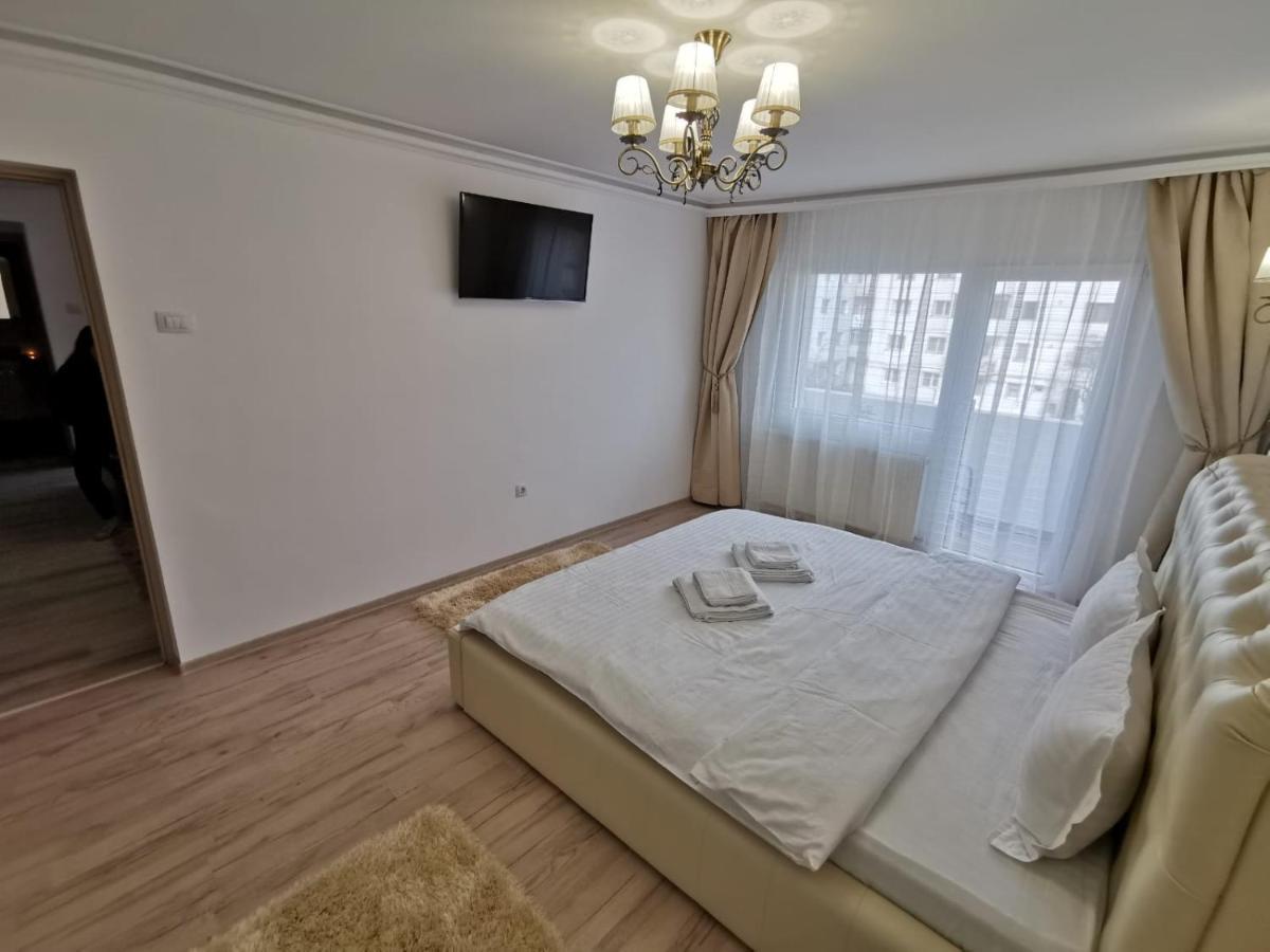 Apartament Gold Luxury Apartamento Tîrgu Ocna Exterior foto
