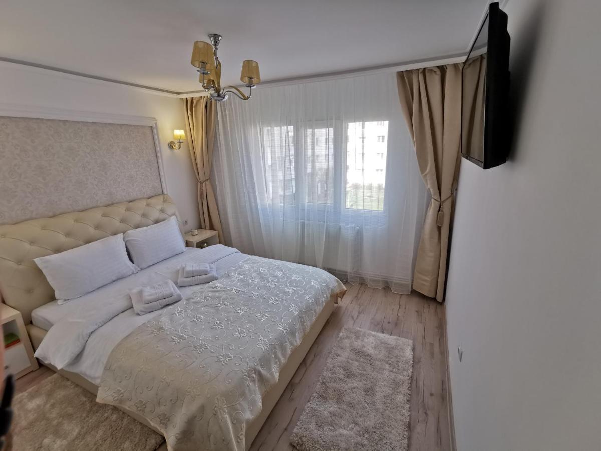 Apartament Gold Luxury Apartamento Tîrgu Ocna Exterior foto